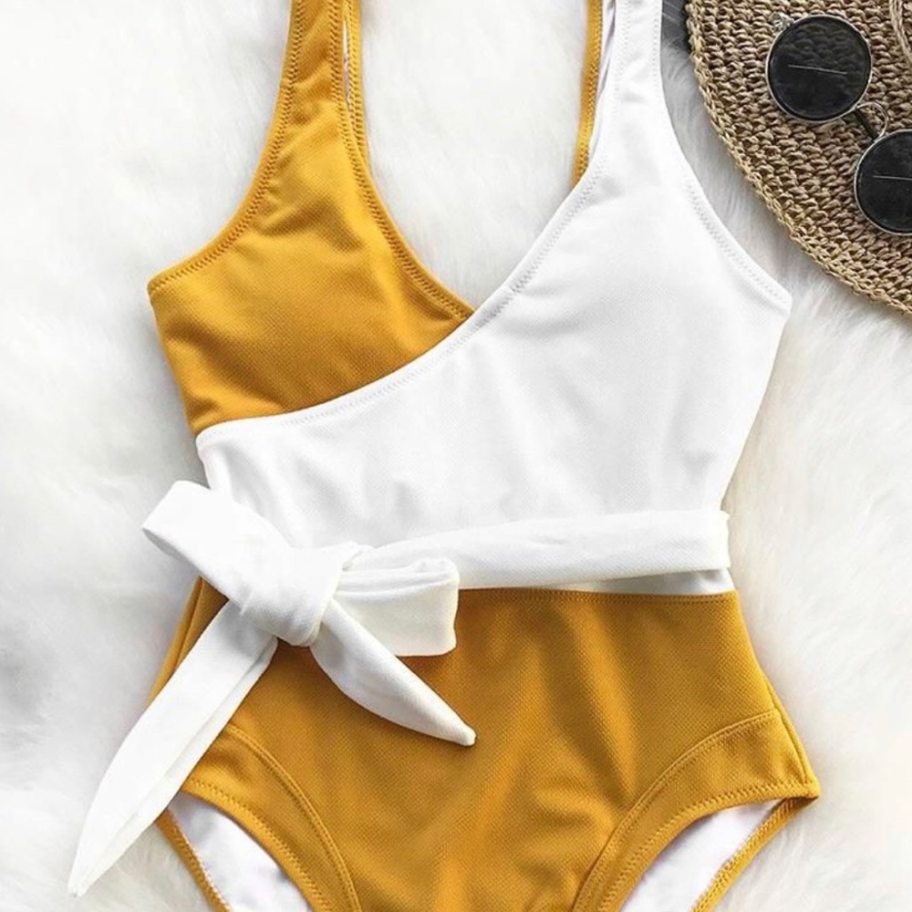 One piece bathing suit